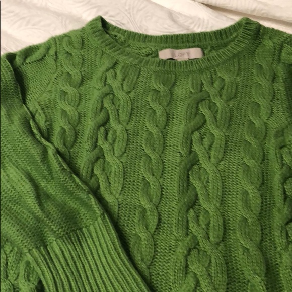 LOFT Sweaters - Cable knit light weight sweater